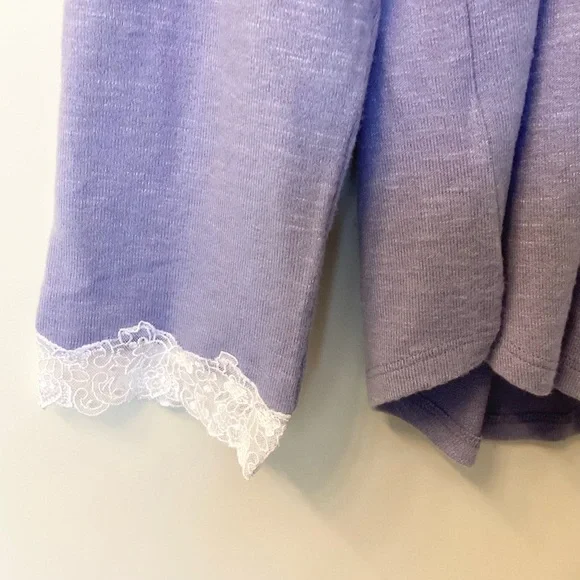 NWT Eileen West Long Sleeve Button Front Lace Trim Pajama Top - Blueberry - M